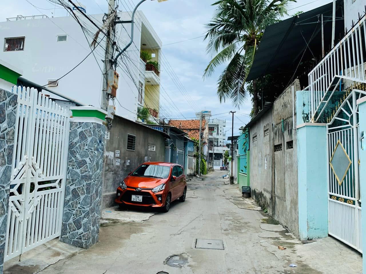 Bán nhà cấp 4 hẻm oto Củ Chi gần chợ Vĩnh Hải, Nha Trang