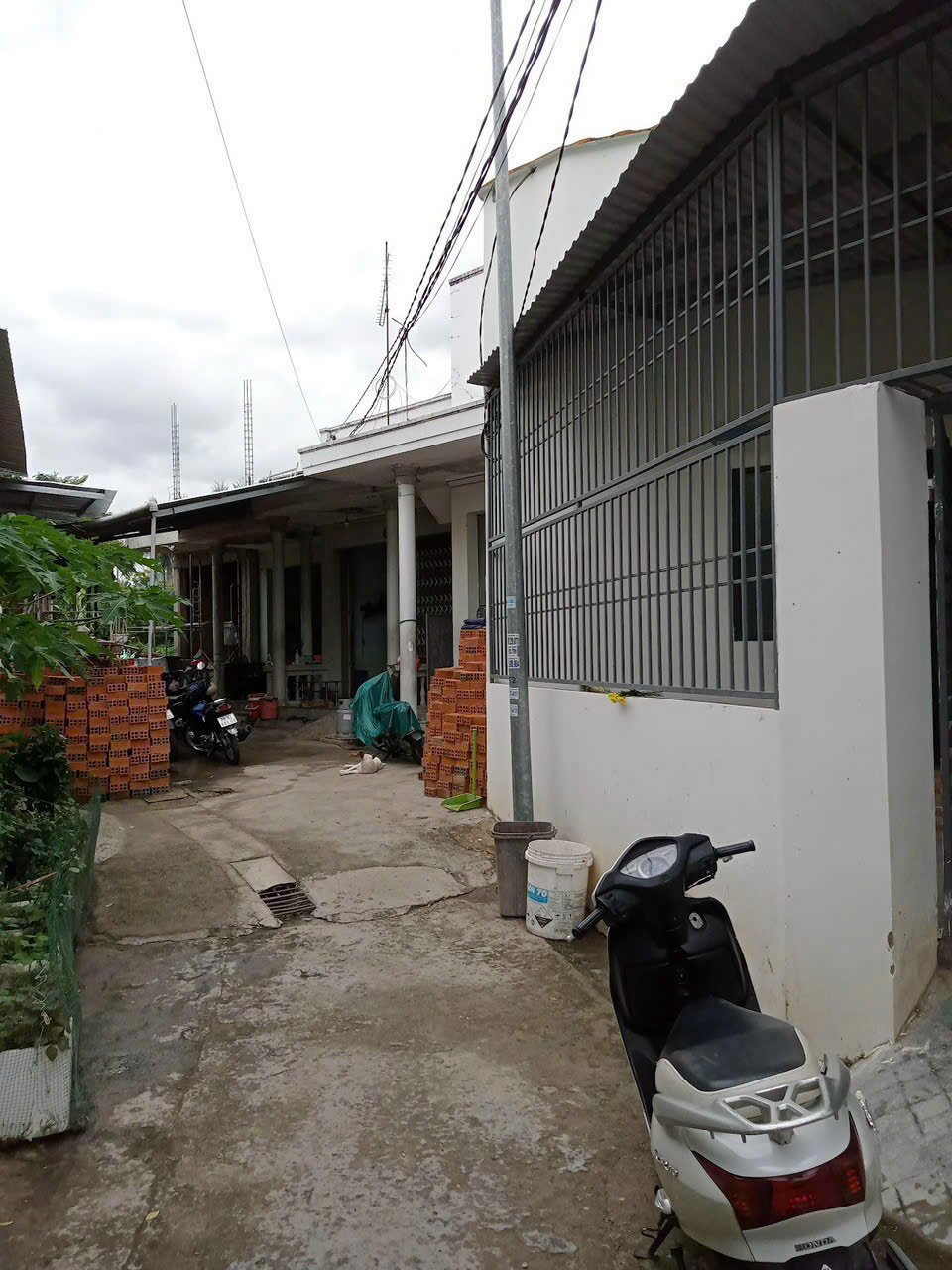BÁN DÃY TRỌ 5 PHÒNG HẺM ĐƯỜNG PHÚ TRUNG - TÂY NHA TRANG (VĨNH THẠNH). GIÁ 2TY600