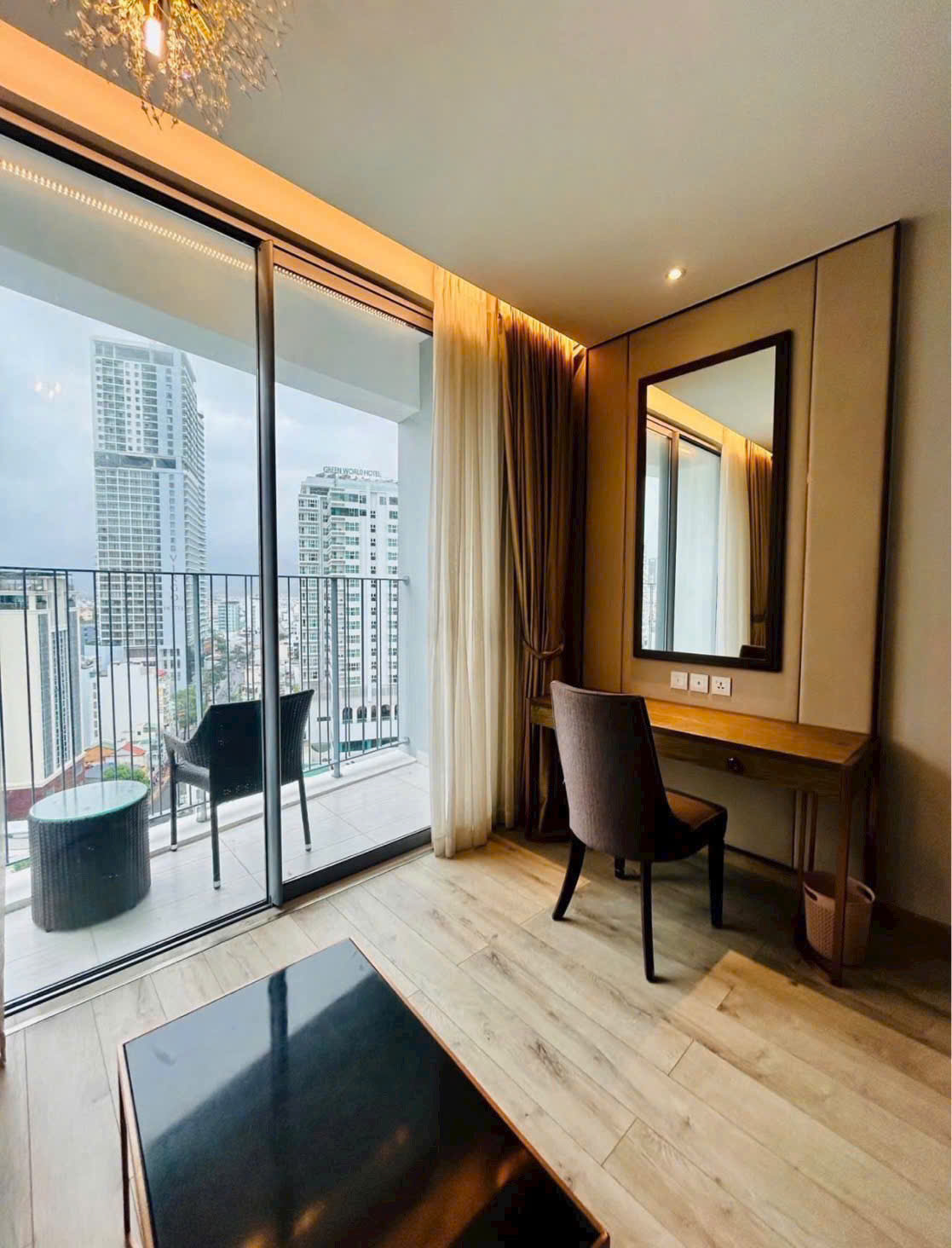 Bán căn view phố toà Panorama Nha Trang. Dt 38m2. Giá 2 tỷ