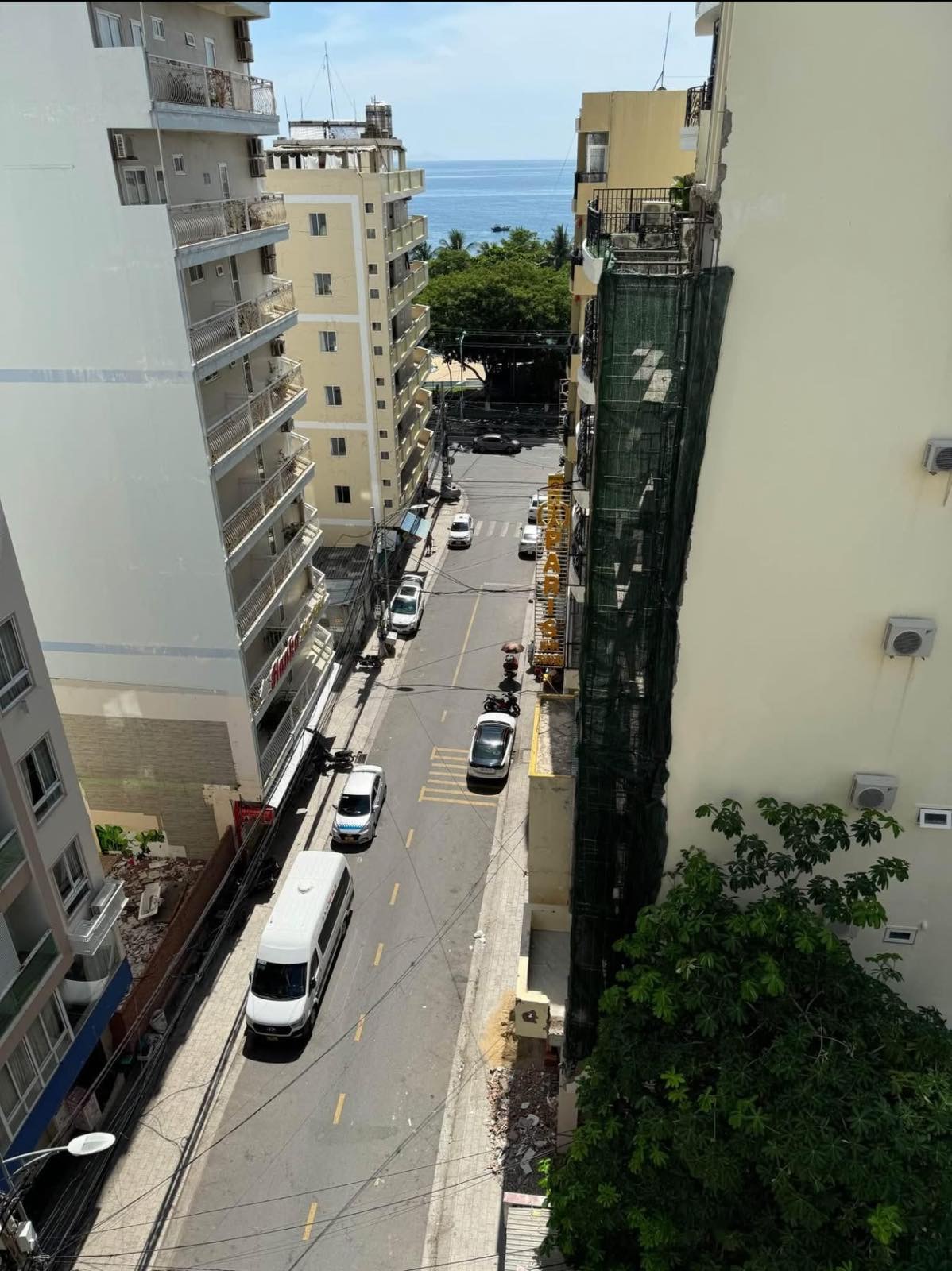 Bán nhà hẻm 96 Trần Phú - đường ô tô rộng 13m, gần Biển