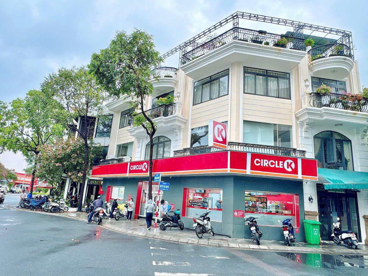 Bán nhà 4 tầng 2 mặt tiền đường A1 vs C1 Vĩnh Điềm Trung - TP. Nha Trang 