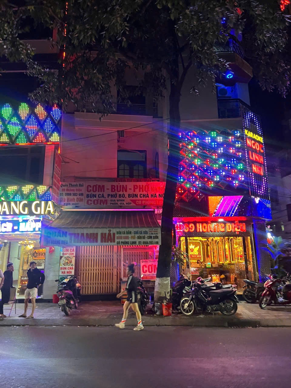 Bán nhà 3 tầng Mặt tiền đường Hoàng Diệu, gần Biển Nha Trang