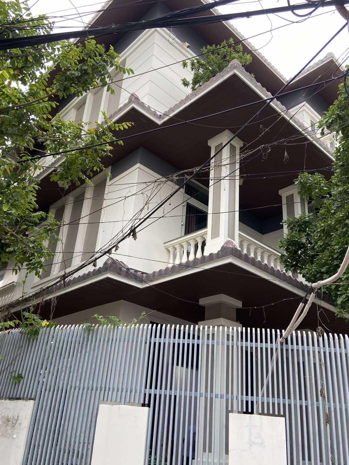 Bán nhà Biệt thự góc 2 mặt tiền Trương Hán Siêu, Phước Long, Nha Trang