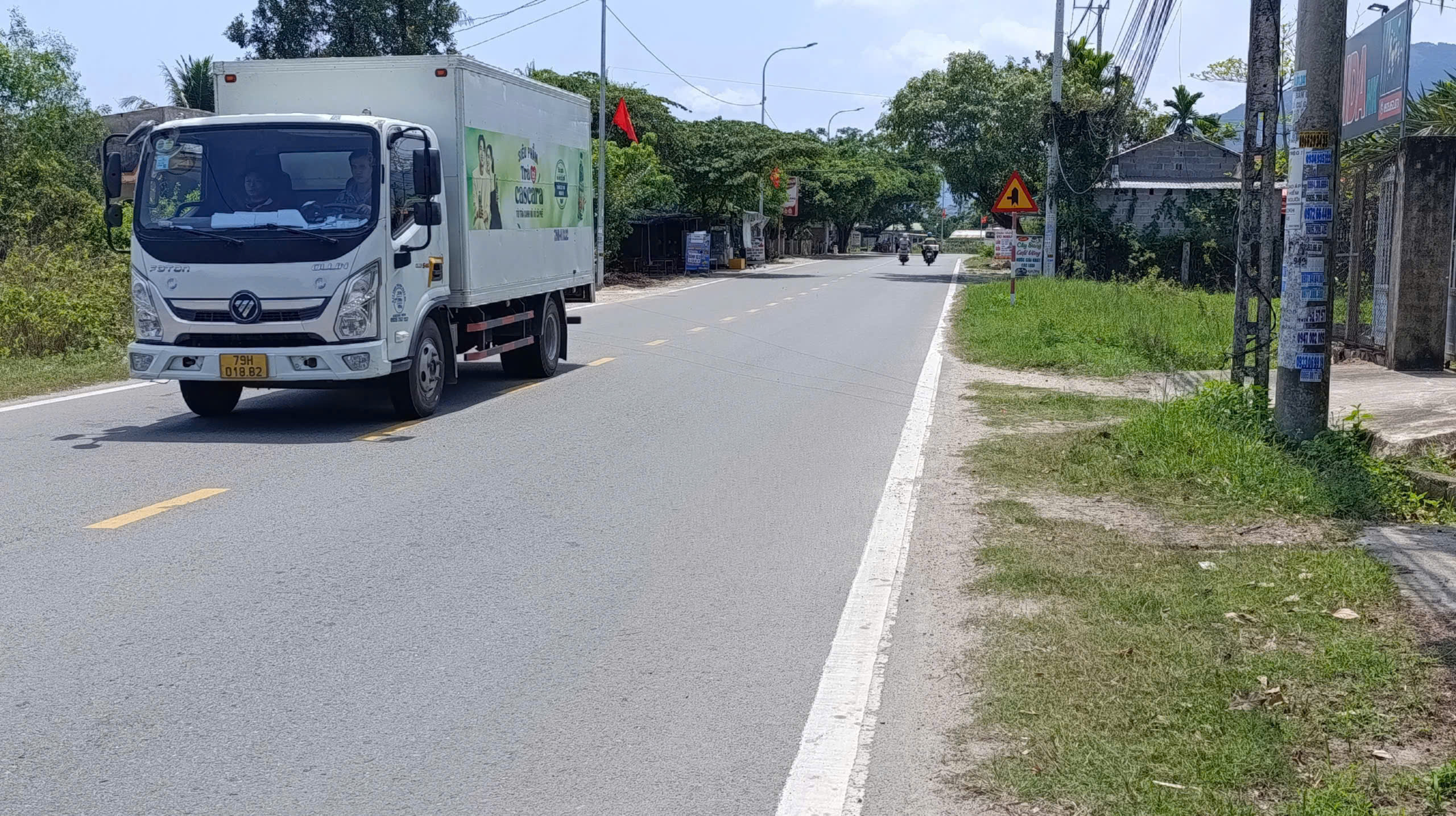 LVCC MẶT TIỀN ĐƯỜNG NHỰA HƯƠNG LỘ 39 – SUỐI HIỆP, DIÊN KHÁNH. Dt 418.4m2. Giá 3.400ty