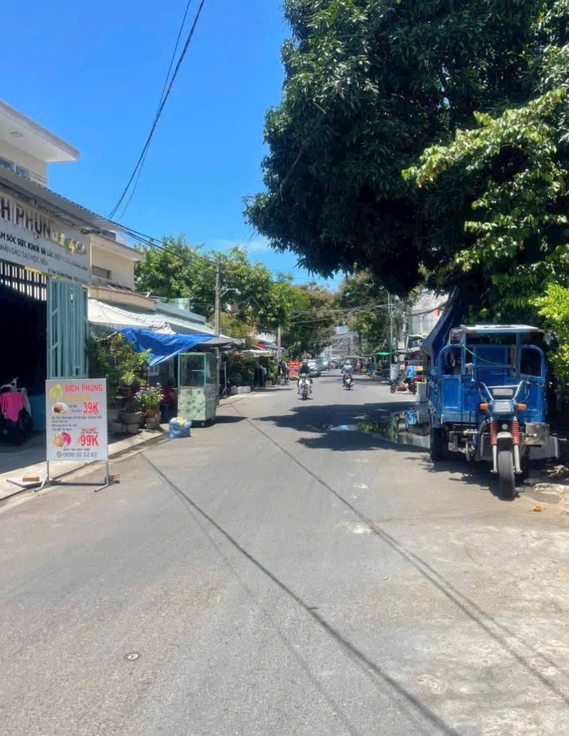 Bán nhà mặt đường Vạn Hoà gần chợ Đầm, Nha Trang.