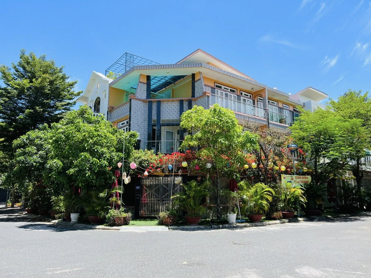 Bán căn góc 2 mặt tiền đường đối diện công viên KĐT phước long B, Nha Trang