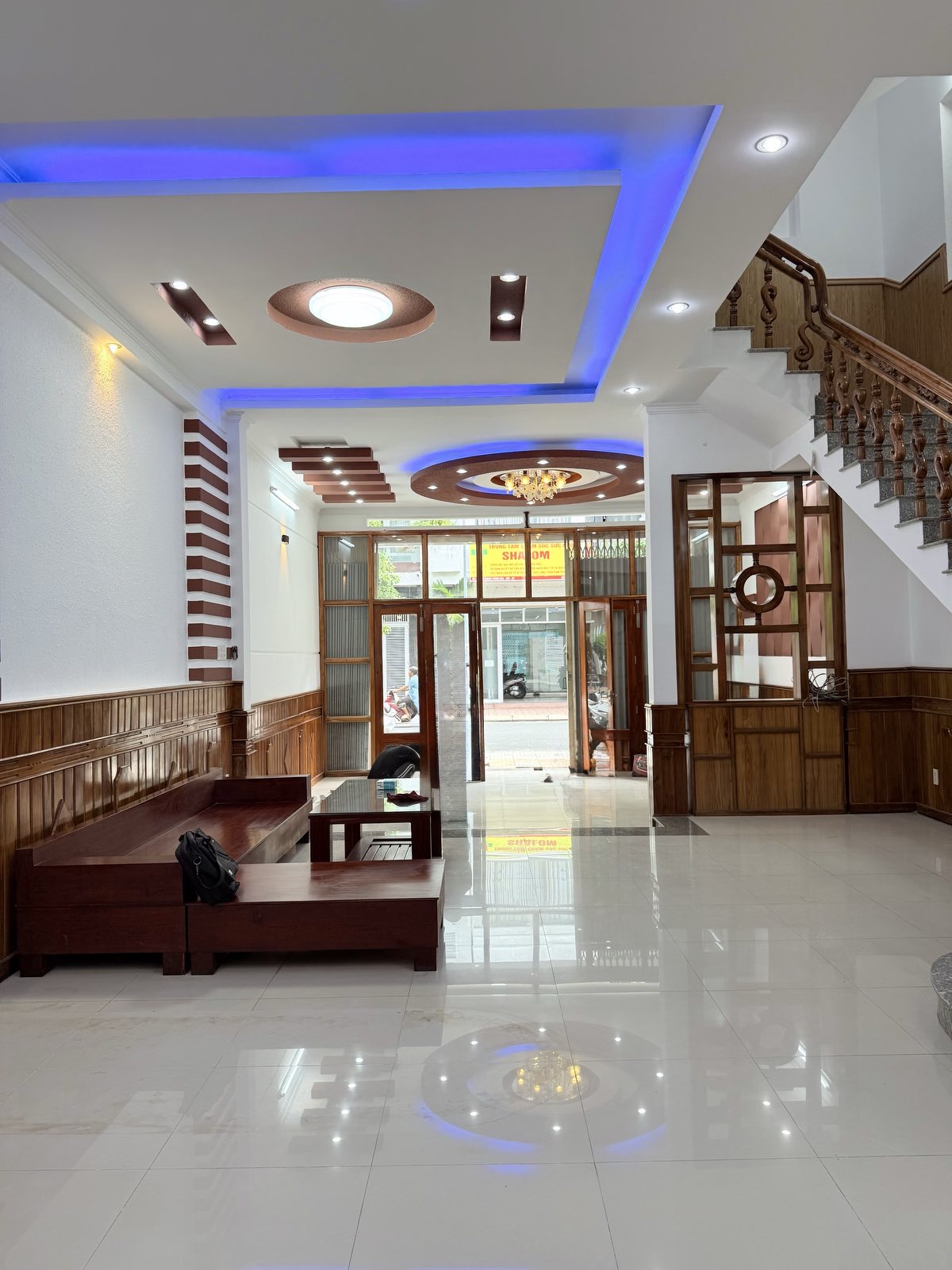 Cho thuê nhà đường Đàm Quang Trung (B1) KĐT Vĩnh Điềm Trung, Nha Trang