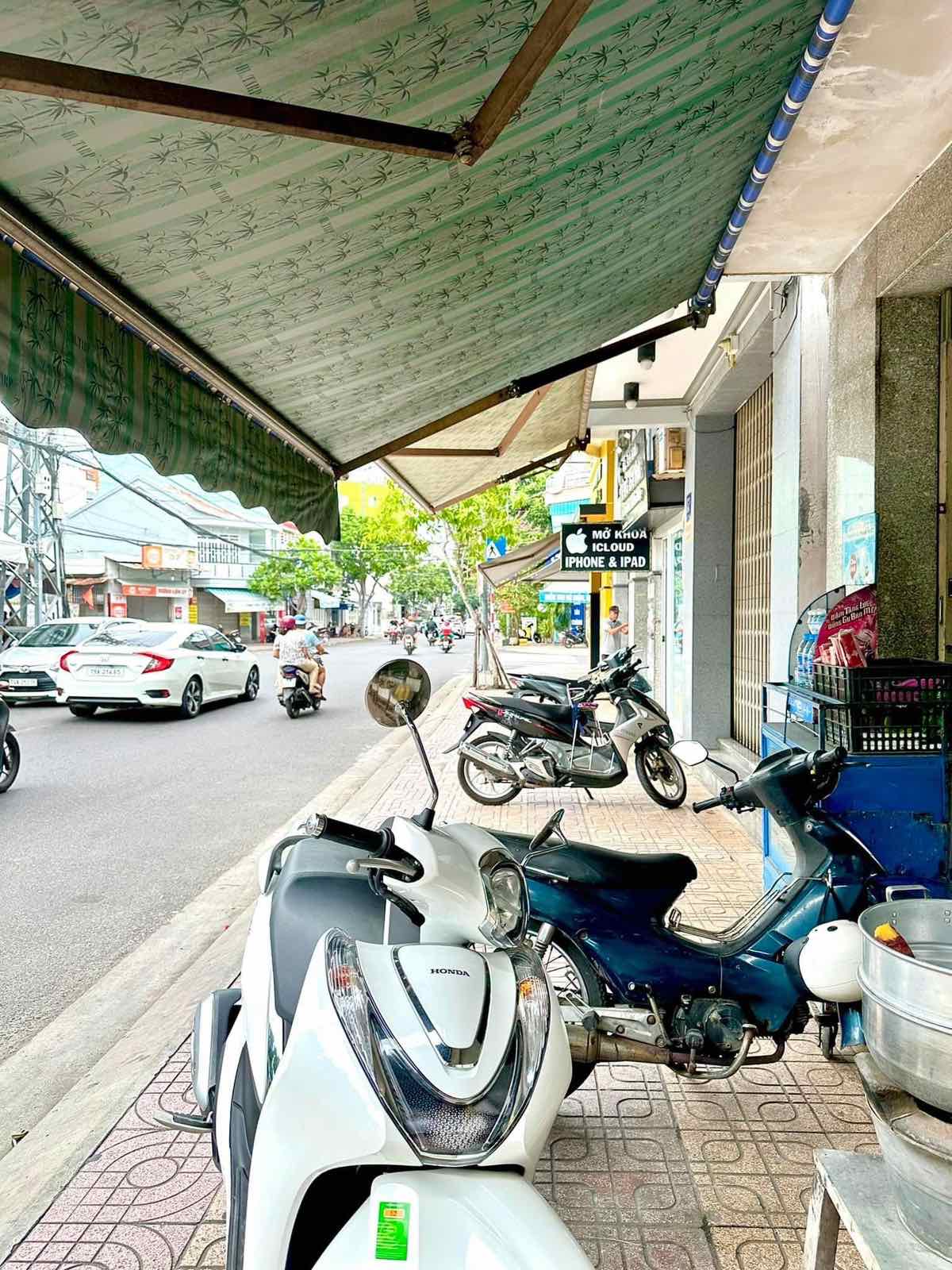 Bán nhà cấp 4 mặt tiền đường Cửu Long, Nha Trang