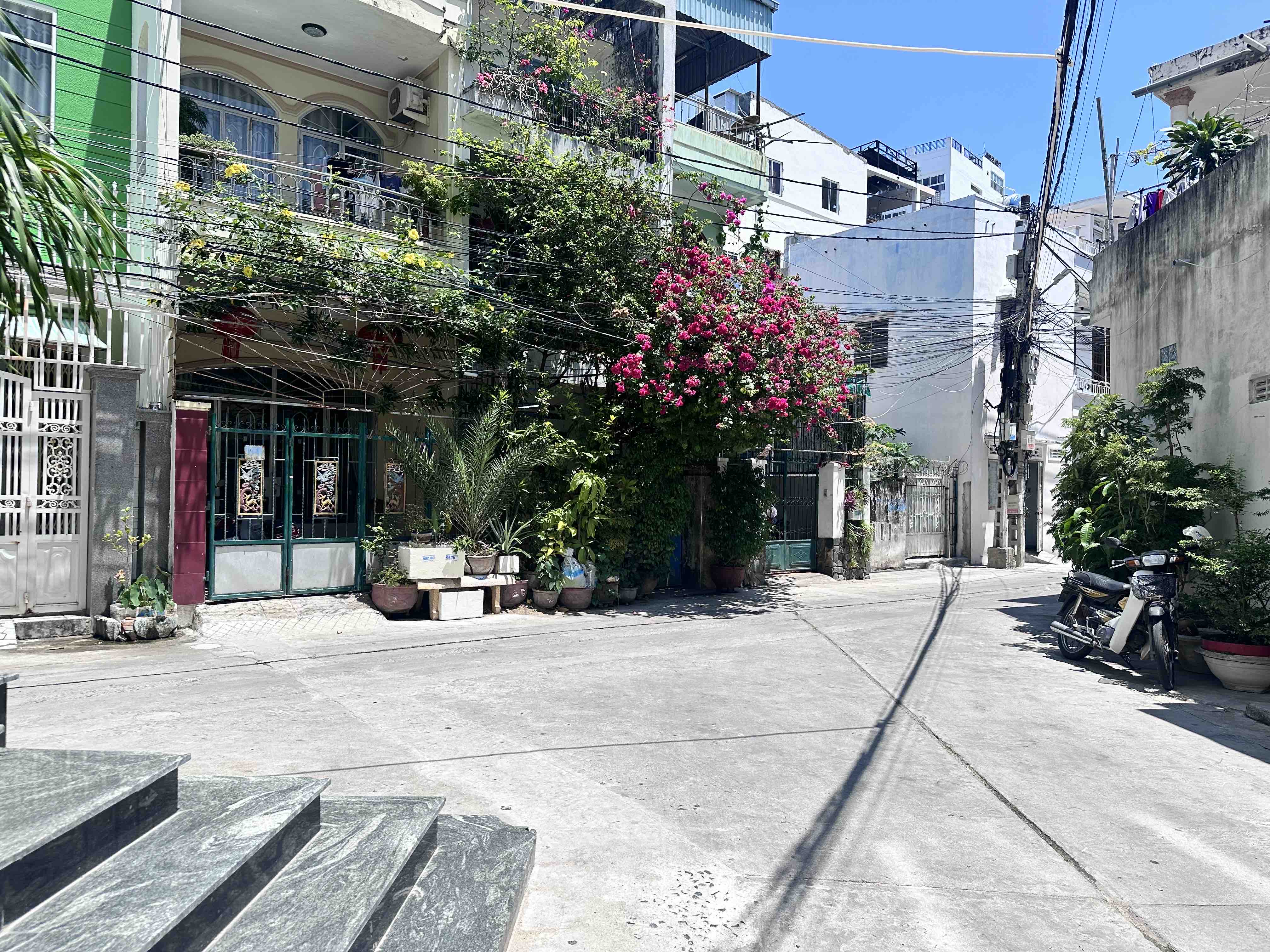 Bán lô đất 2 mặt tiền Tuệ Tĩnh, Nha Trang gần Biển