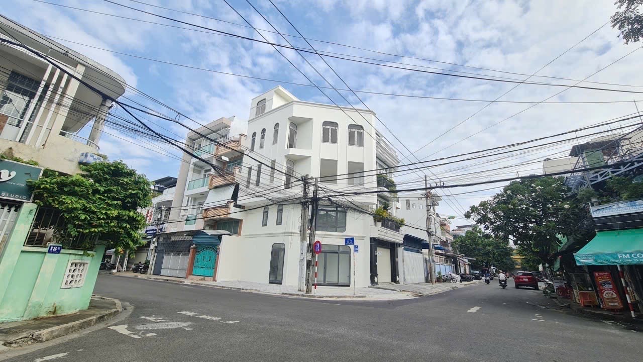 Bán nhà Căn góc 2 mặt tiền đường Lê Chân, Âu Cơ, Tp Nha Trang