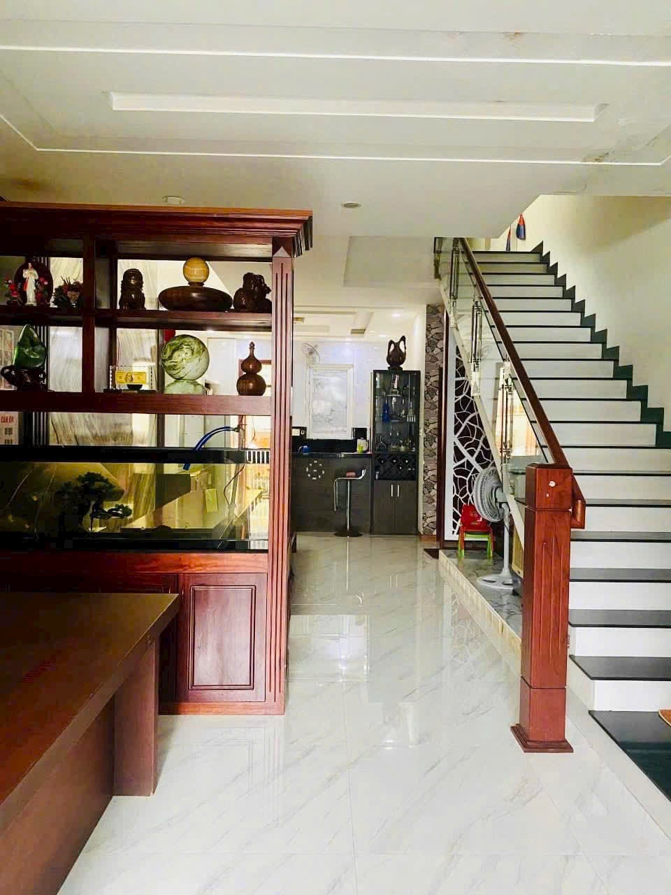 NHÀ 3 TẦNG SỔ HỒNG HOÀN CÔNG - KĐT MỸ GIA GÓI 2, VỊ TRÍ NGAY CỔNG VÀO KĐT 