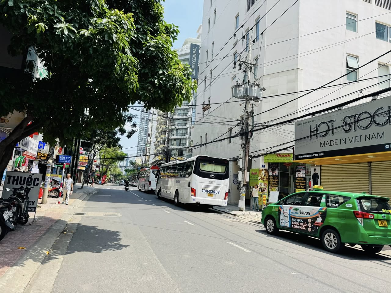 Bán căn nhà trung tâm phố Tây, mặt tiền đường Hùng Vương - Lộc Thọ, Nha Trang
