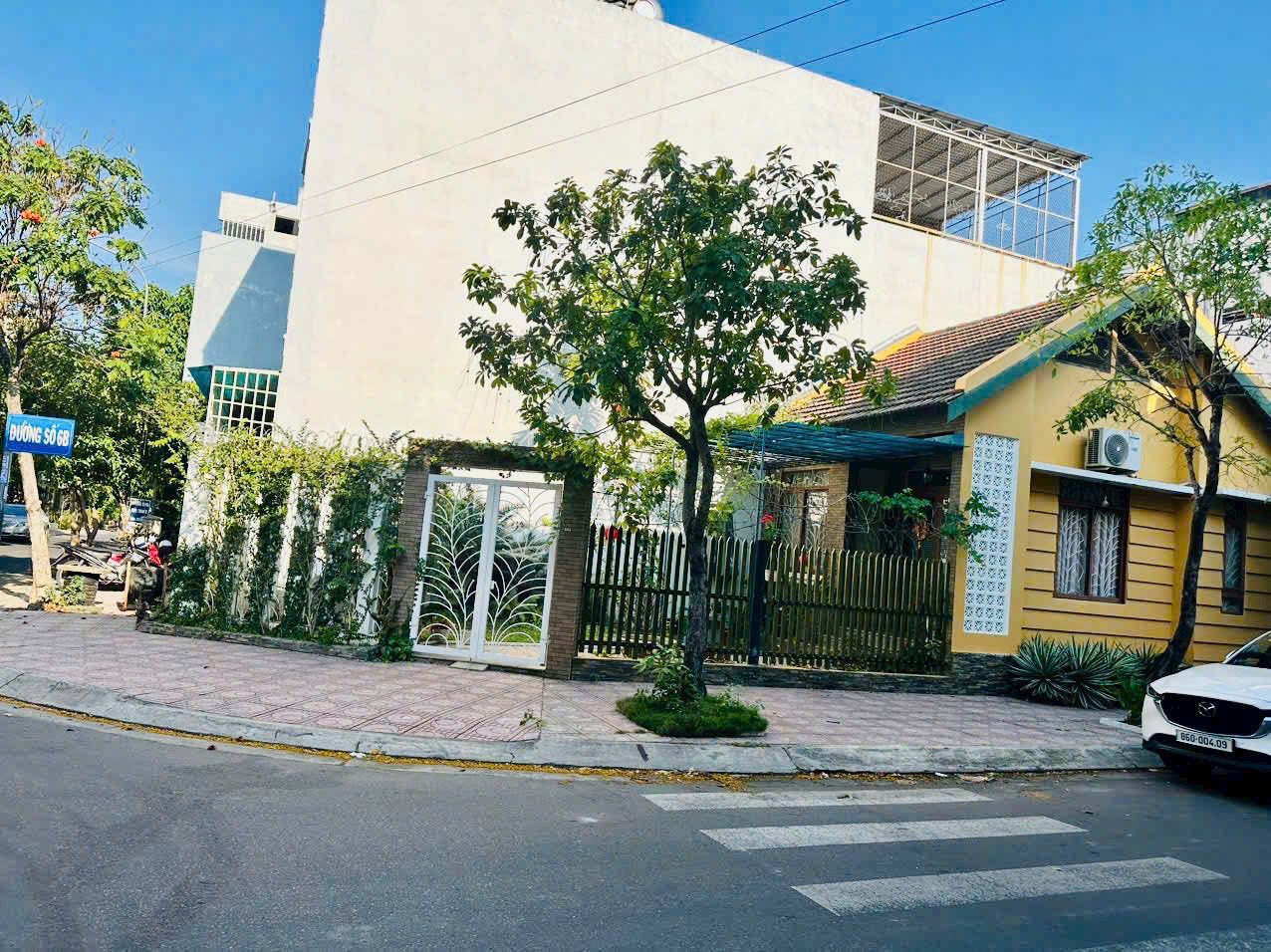 Bán nhà căn góc KĐT Hà Quang 2, Nha Trang, sổ Hồng hoàn công