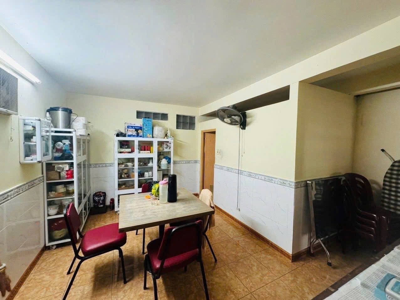 Bán nhà cấp 4 mặt tiền đường Tản Viên, cách biển Nha Trang 1,5km