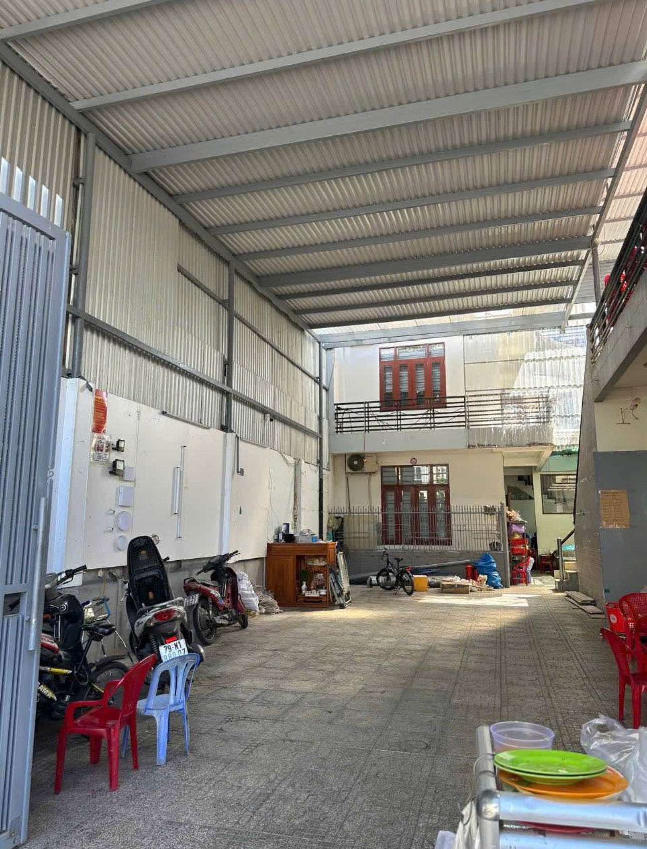 Bán nhà 3 tầng đường Lê Quý Đôn - Nha Trang, Kinh Doanh cực tốt 