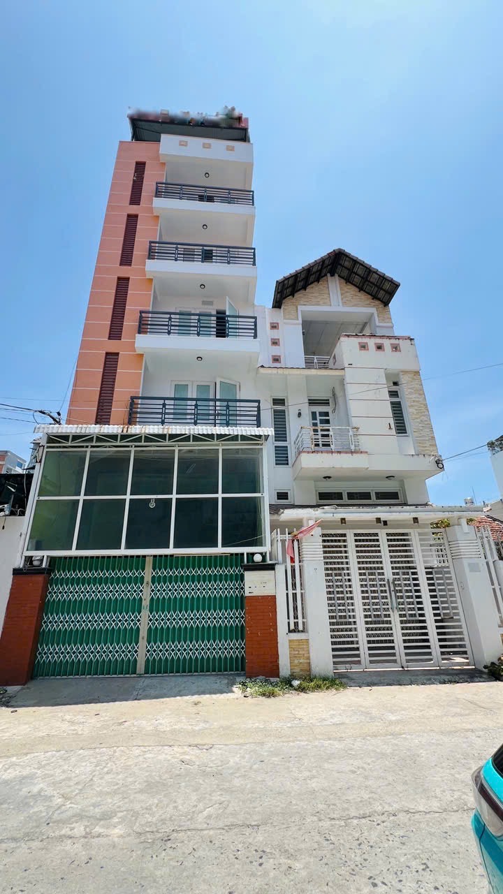 Bán nhà đường Ngô Tất Tố ( 6A), Phước Long, Nha Trang có Thang máy