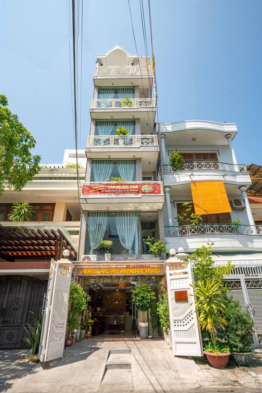 Bán khách sạn 7 tầng đường Mê Linh, Nha Trang, thu nhập 40tr/ tháng