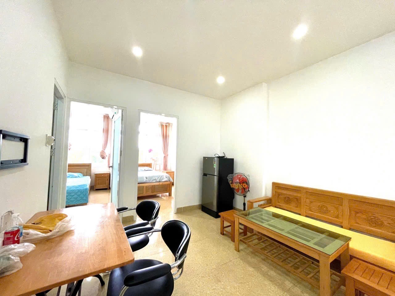 Bán nhà đẹp 3 tầng đối diện Công Viên, đường số 10, KĐT Hà Quang 1, Nha Trang