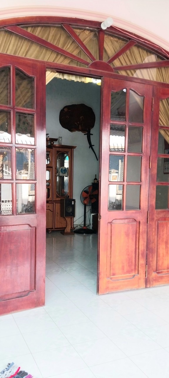 Bán nhà hẻm 7m Ba Làng, cách Biển 100m