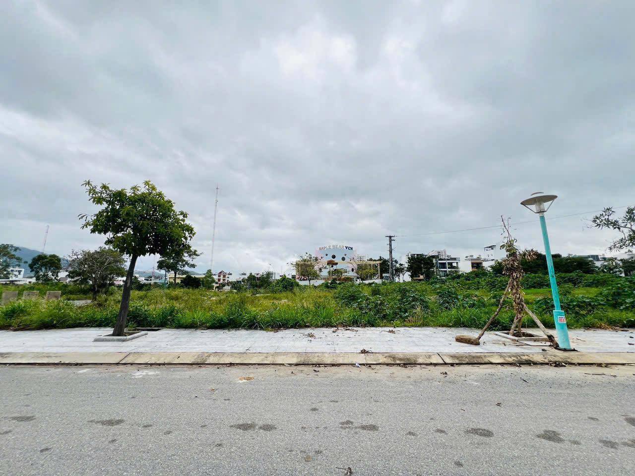 Bán Cặp lô đất KDT Hoàng Long đường D1A, Nha Trang