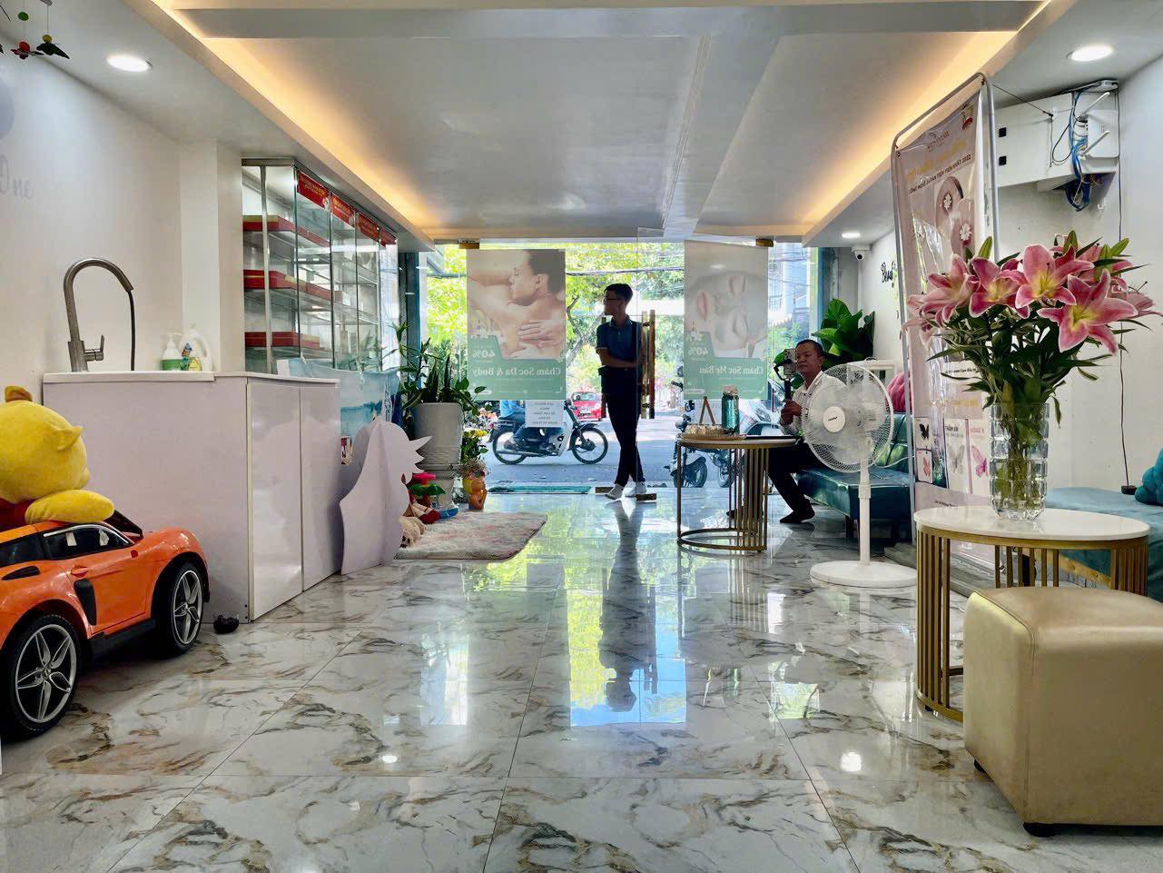 Bán nhà mặt tiền đường Trần Nhật Duật, Nha Trang