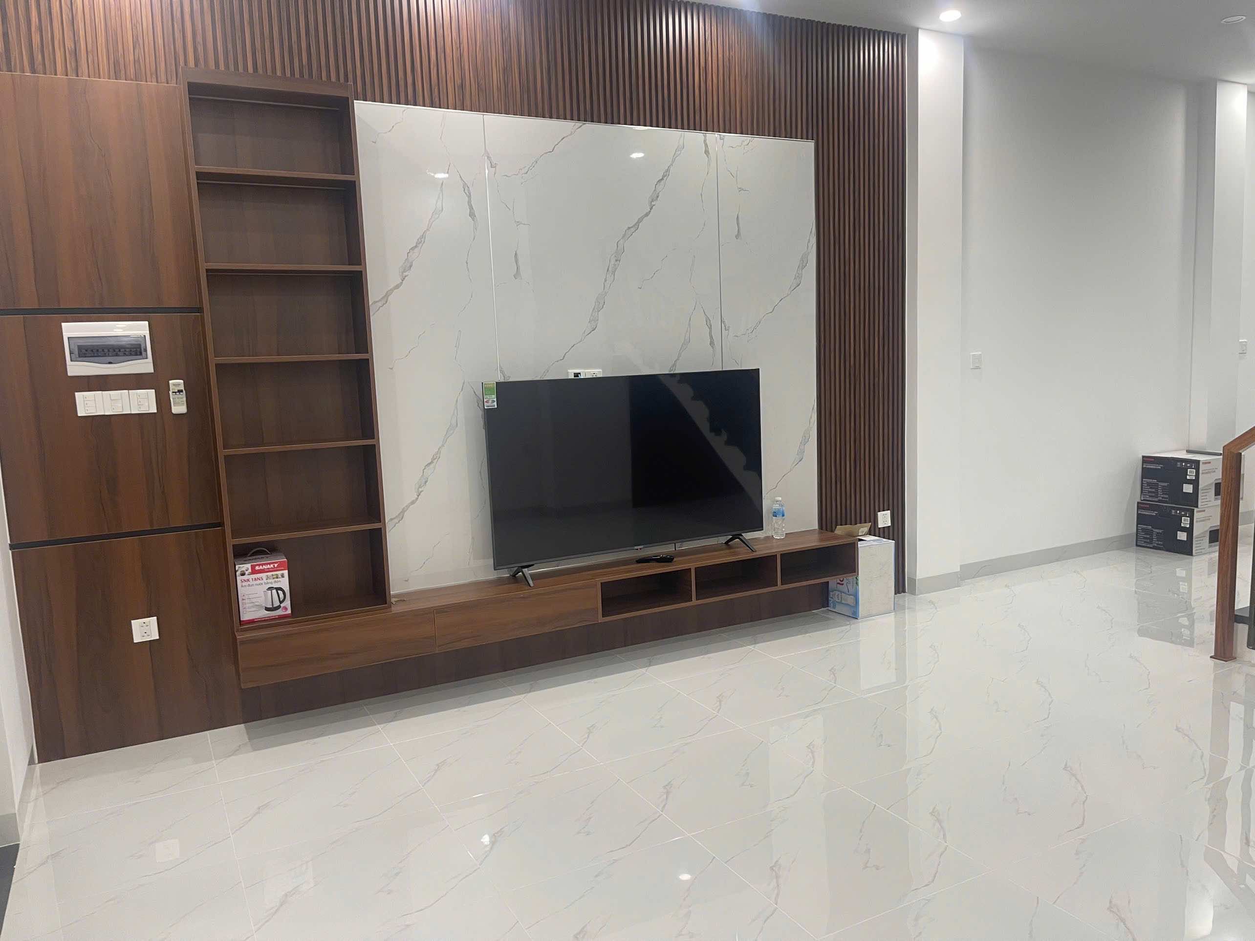 Cho thuê nhà 3 tầng Gói 3 KĐT Mỹ Gia, Nha Trang