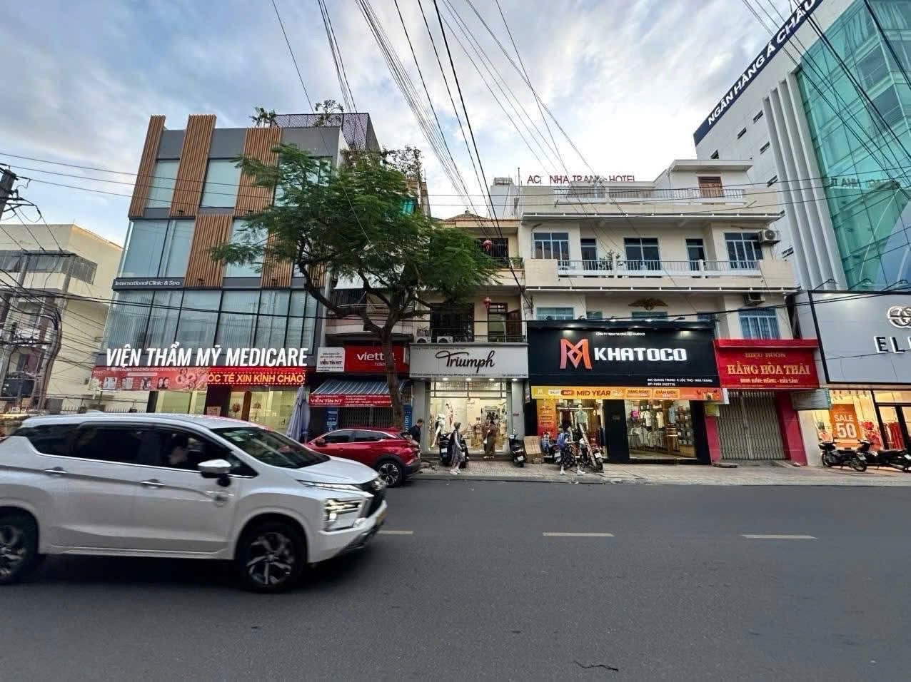 Bán nhà 3 tầng mặt tiền đường Quang Trung, Nha Trang 18 tỷ