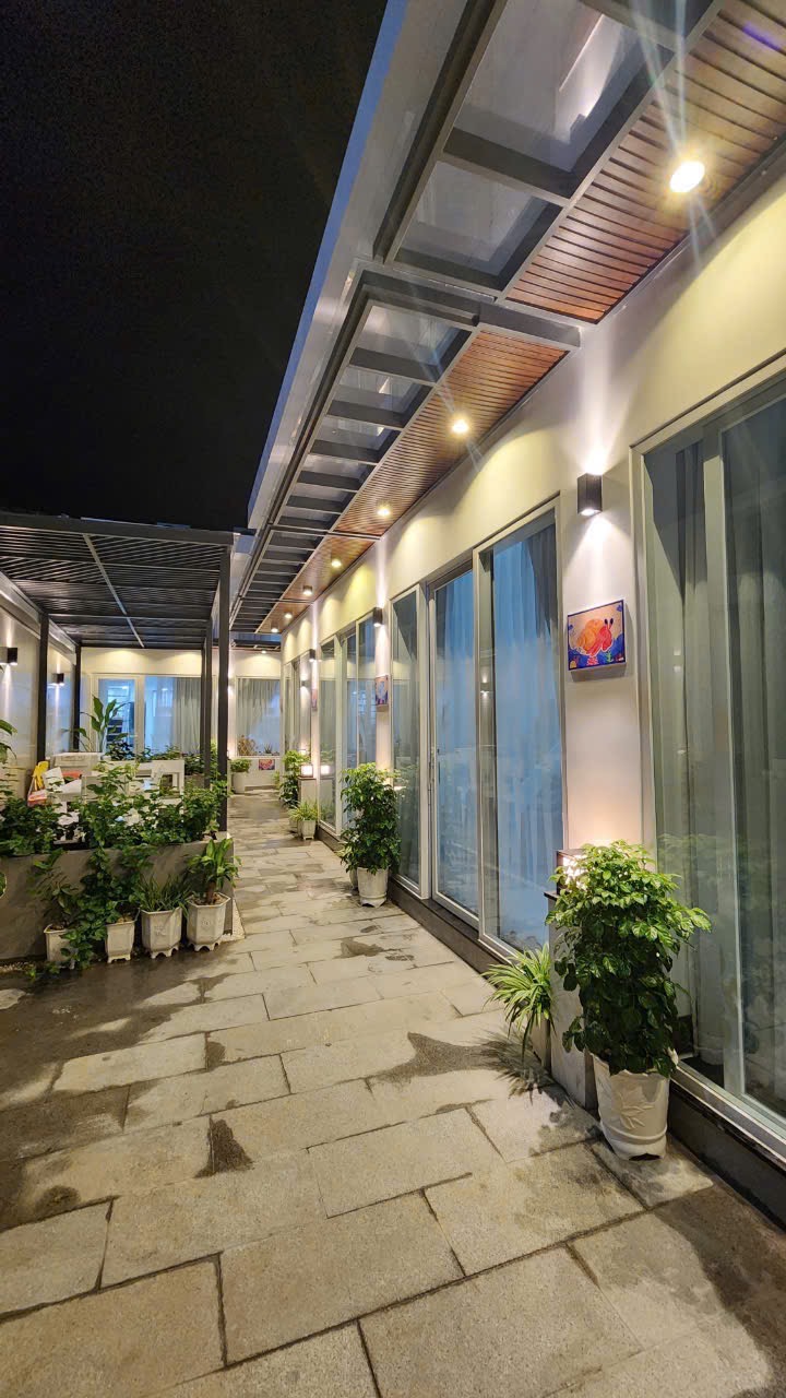 Bán nhà đẹp xây mới đường Củ Chi, Nha Trang - Giá 13,8 Tỷ