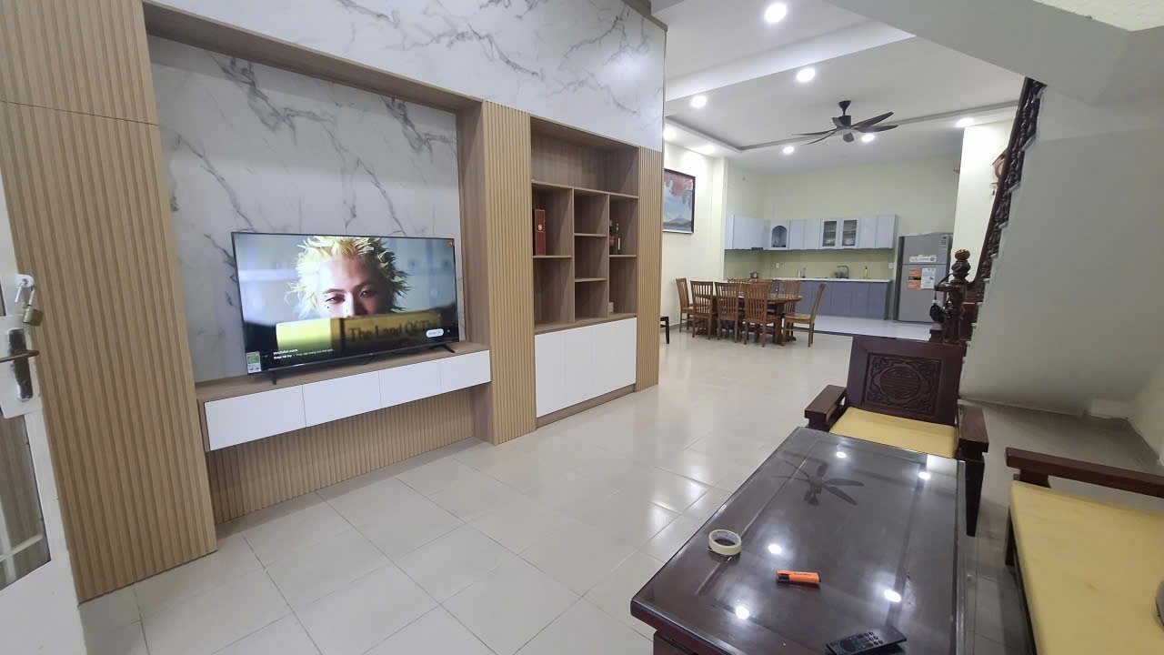 Bán nhà đường Hải Đức- Phương Sơn, Nha Trang