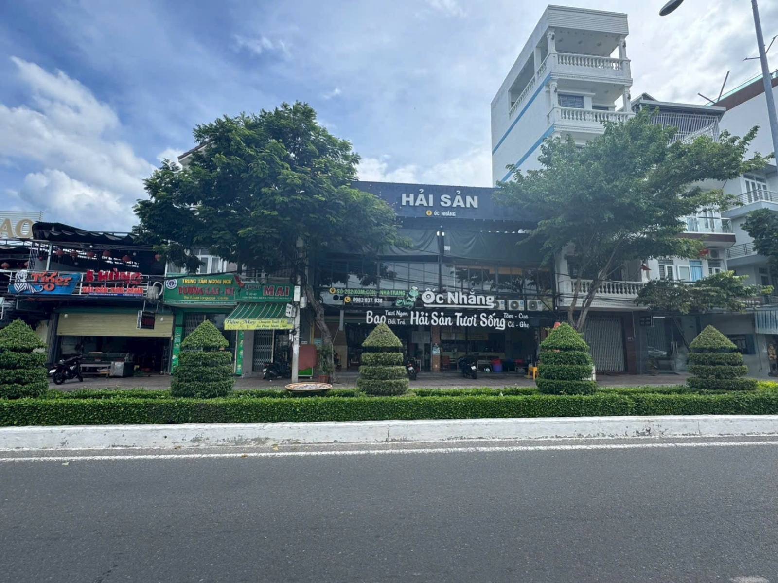 Bán đất mặt tiền đường Bờ Kè, Nha Trang, cho thuê 50tr/ tháng