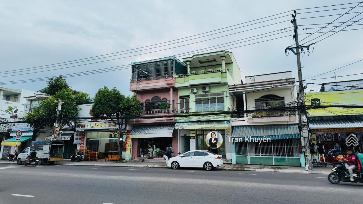 Bán nhà mặt tiền đường Lê Hồng Phong, Nha Trang, 3 tầng cho thuê 16tr/tháng