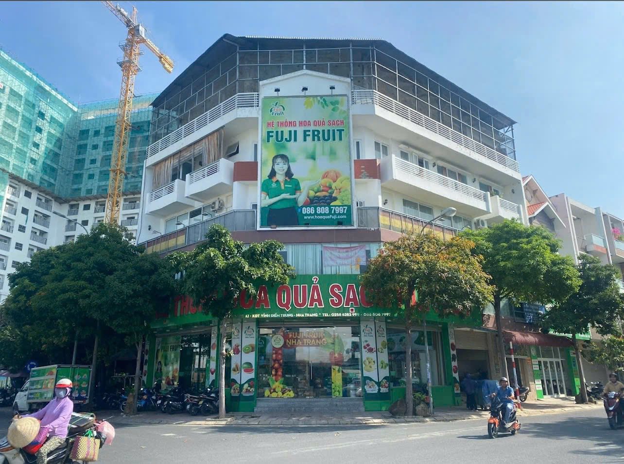 Bán nhà Góc 2 mặt tiền đường A1 + B1 KĐT Vĩnh Điềm Trung, Nha Trang 