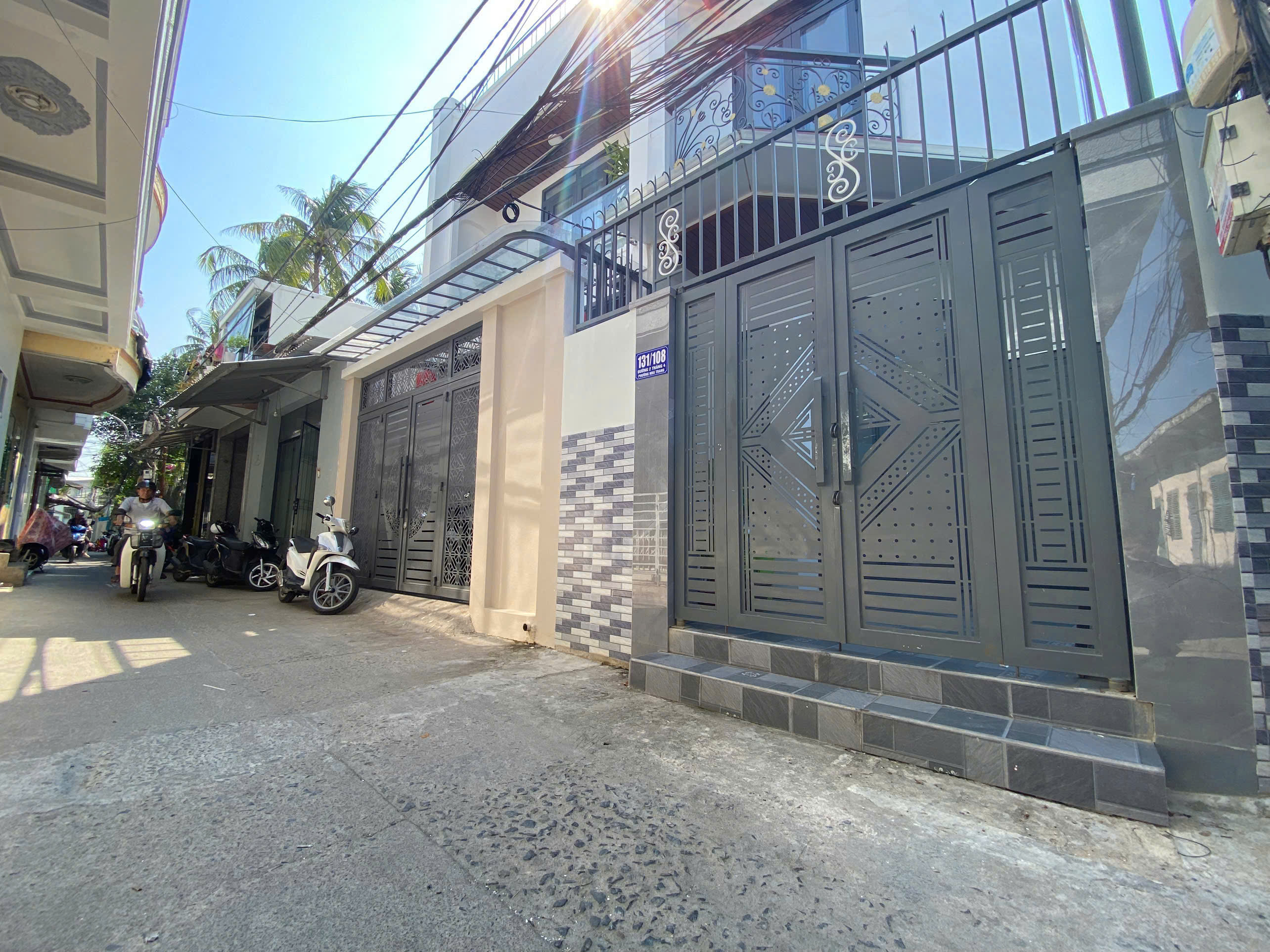Bán đất hẻm 2/4 - trung tâm Nha Trang. Dt 67.2m2. Giá 2.6 tỷ
