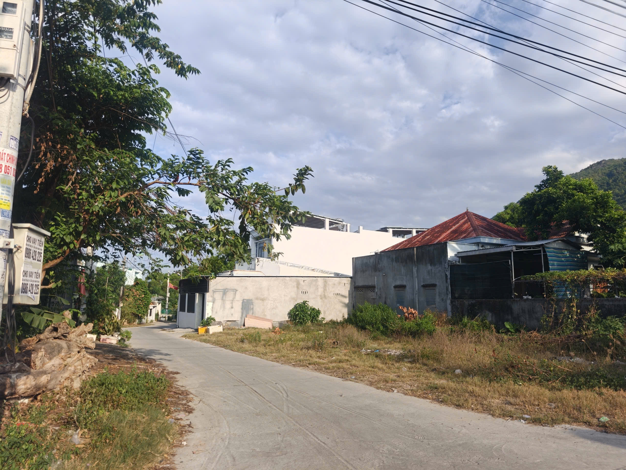 BÁN ĐẤT PHƯỚC ĐỒNG – HẺM TRẦN ĐĂNG NINH – CÁCH NGUYỄN TẤT THÀNH 60M. Dt 120m2. Giá 2ty280