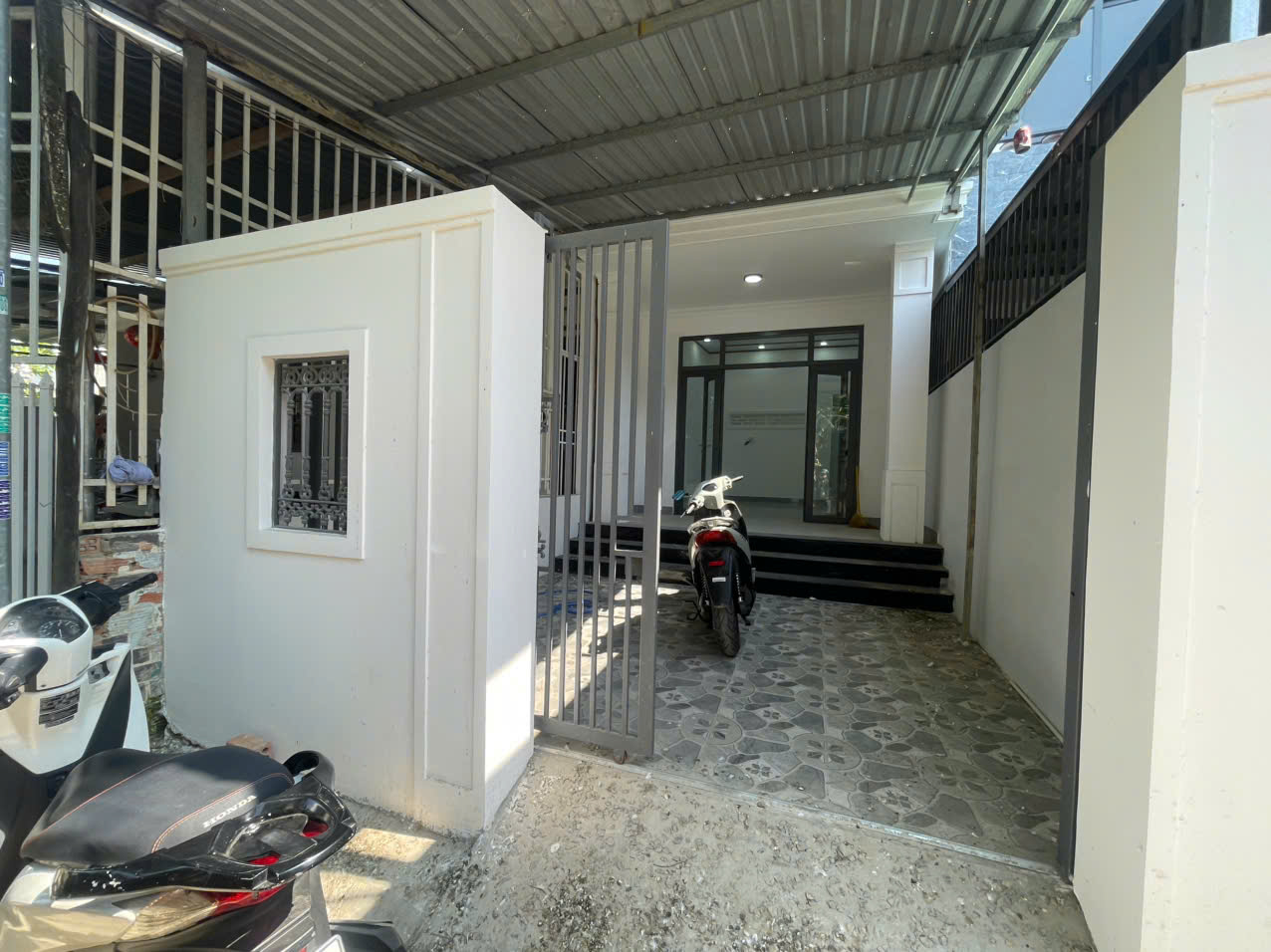 GIẢM 200 TRIỆU CHO KHÁCH MUA THIỆN CHÍ - CHỈ CÒN 2 TỶ 50TRIỆU BÁN NHÀ PHƯỜNG TÂY NHA TRANG (VĨNH THẠNH)