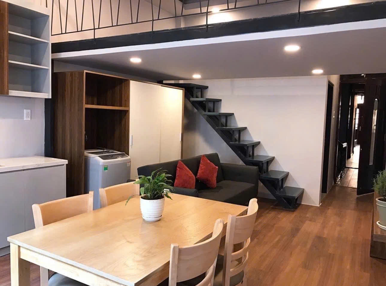 ☘️Bán nhà 5 Tầng Mặt Tiền đường Hoàng Hoa Thám