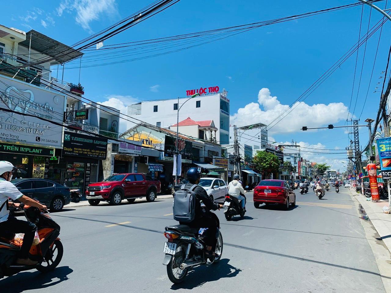 Bán nhà mặt tiền Lê Hồng Phong, Phước Hải, Nha Trang