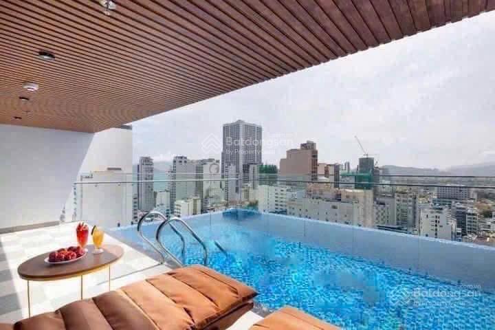 Chuyển nhượng khách sạn mặt 3 sao mặt tiền đường Biệt Thự - Nha Trang