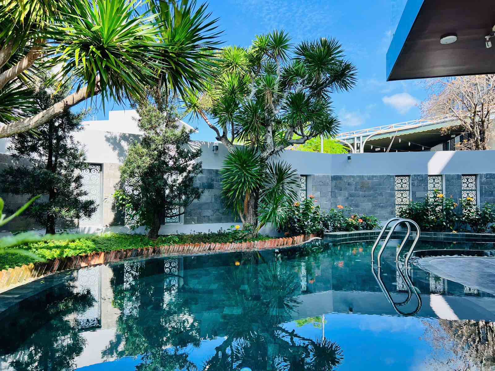 Nhà Vip căn góc Biệt Thự sân vườn tuyệt đẹp gói 2 Mỹ Gia Nha Trang