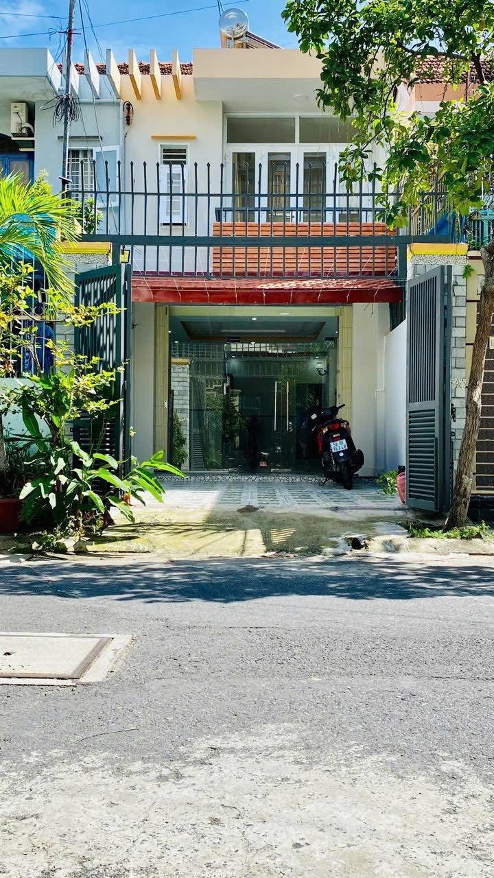 Bán nhà mặt tiền đường Nguyễn Cao Luyện - phường Phước Long