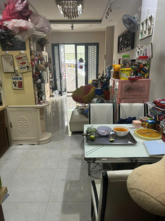 Cần bán nhà mặt tiền Nguyễn Thị Minh Khai, Nha Trang 10 tỷ