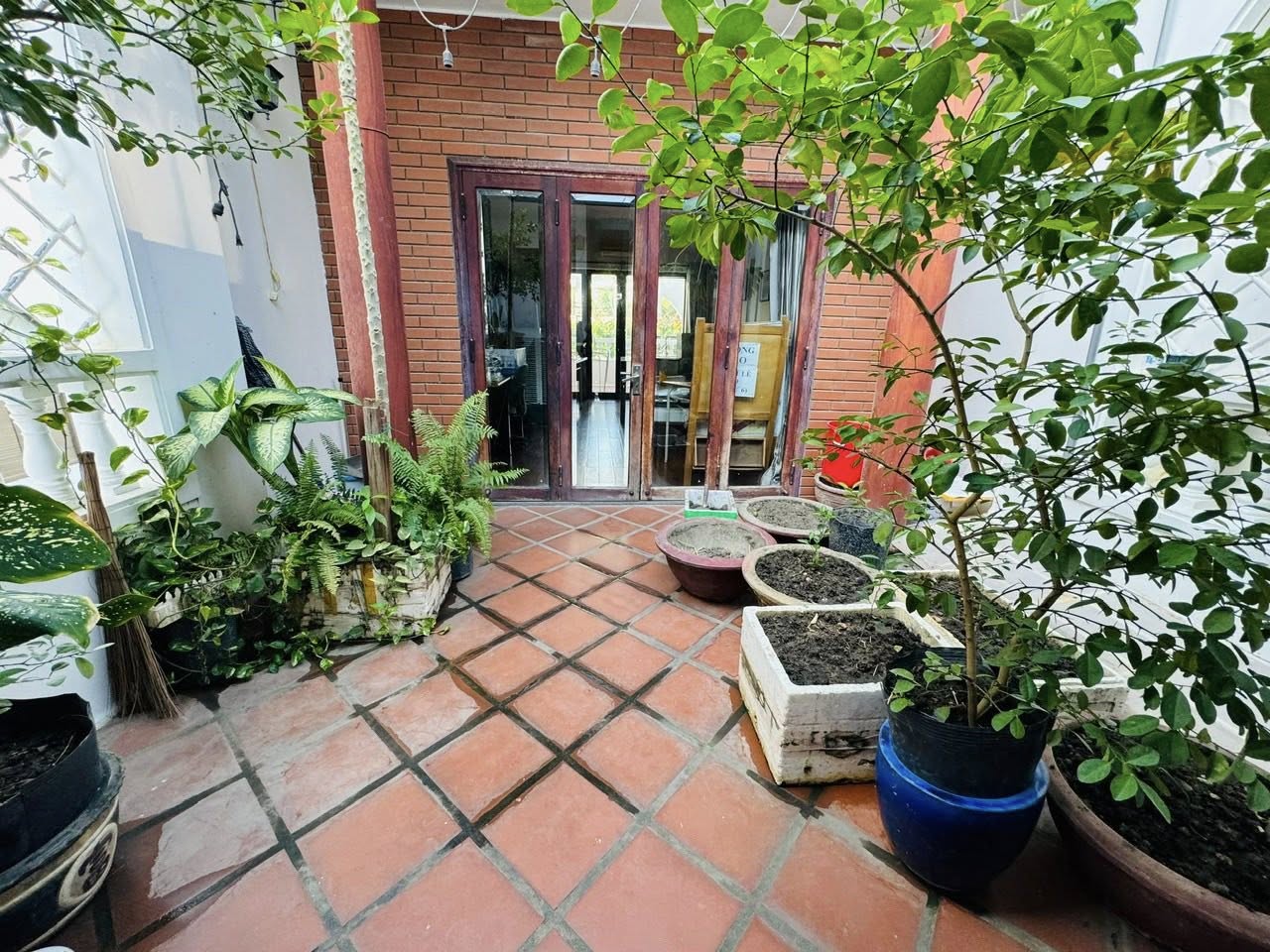 Bán căn nhà phố kinh doanh mặt tiền đường Hồng Bàng, Nha Trang