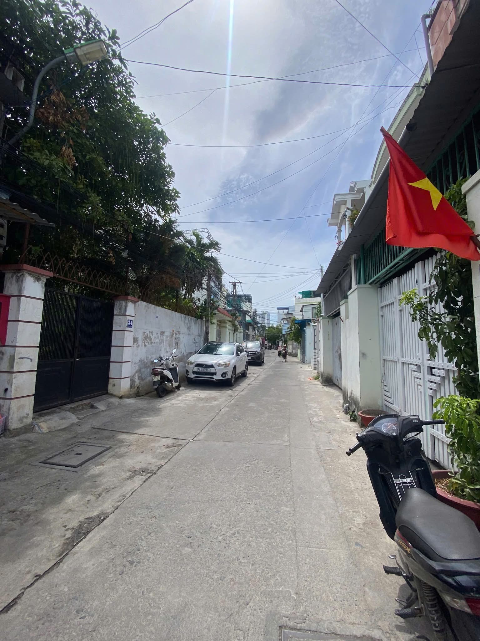 Bán nhà đường Trần Thị Tính, Nha Trang ngang 10m