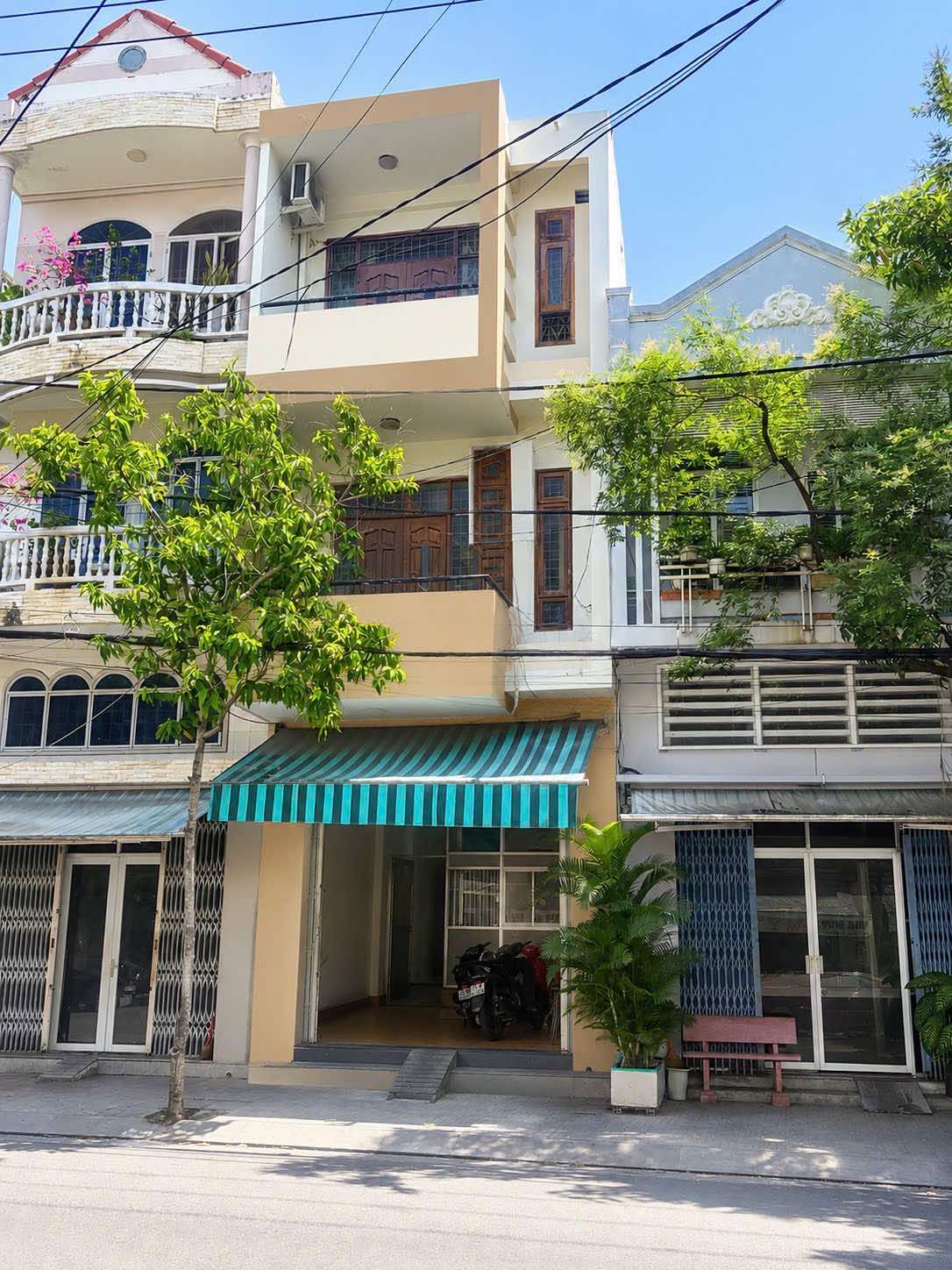 Bán nhà mặt tiền đường Cửu Long, Nha Trang