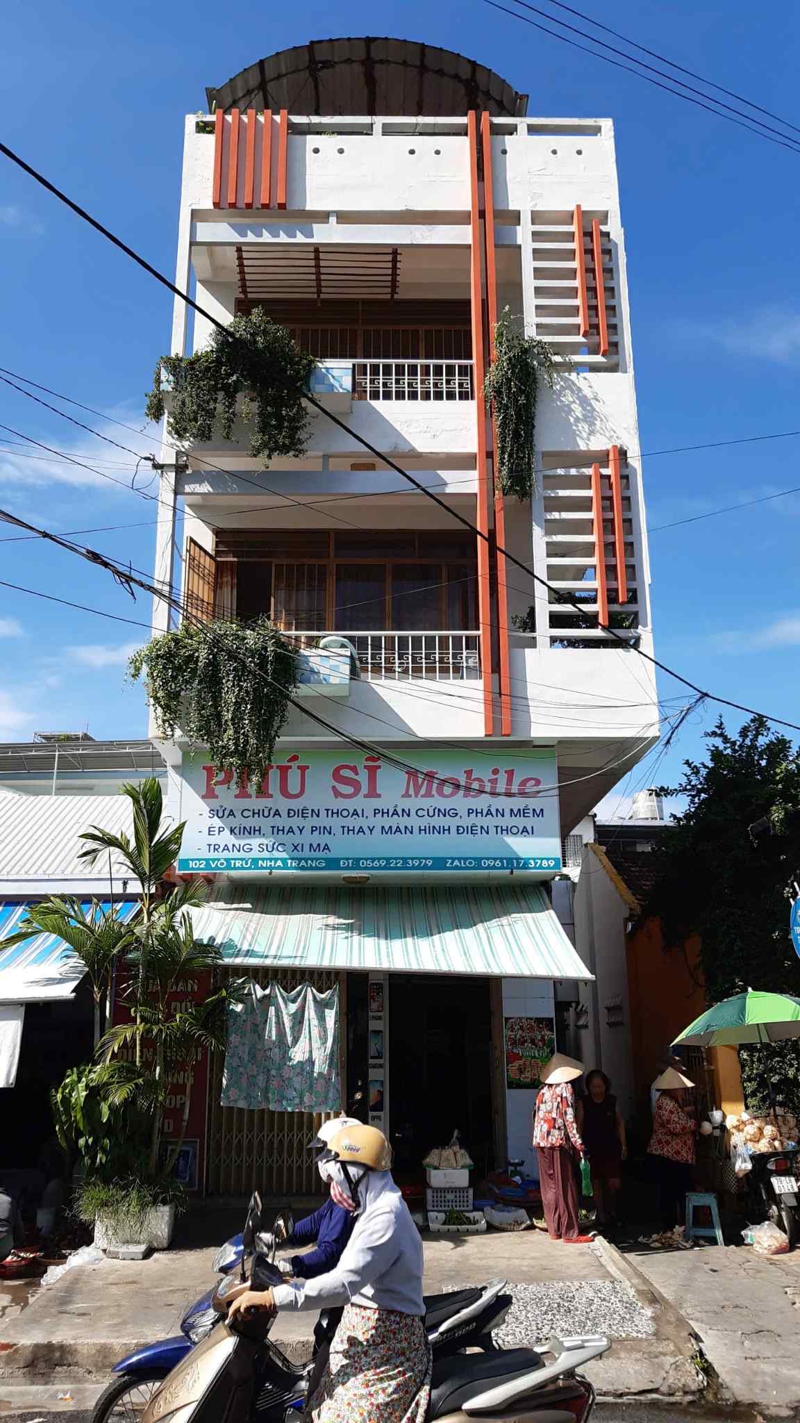 Bán nhà mặt tiền đường Võ Trứ, đối diện Chợ Xóm Mới, Nha Trang