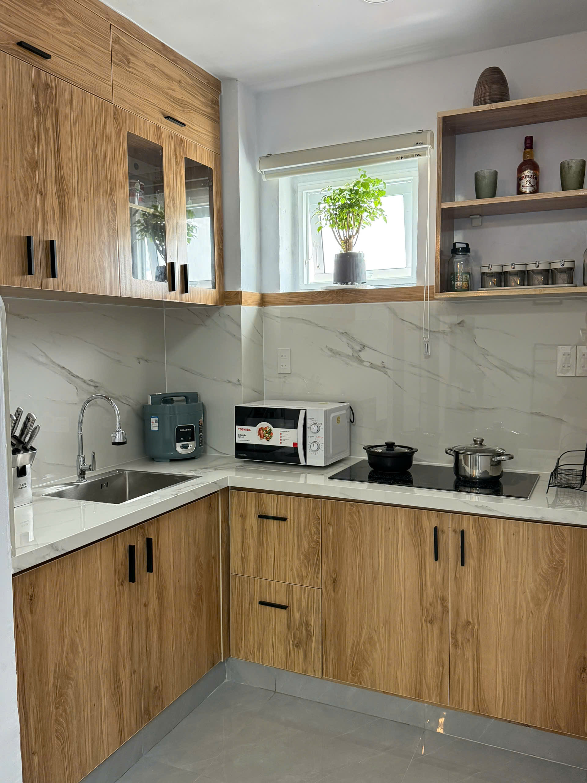 CĂN HỘ CHUNG CƯ 60 NGUYỄN THIỆN THUẬT, KHU PHỐ TÂY NHA TRANG. DT 54m2. Giá 4ty