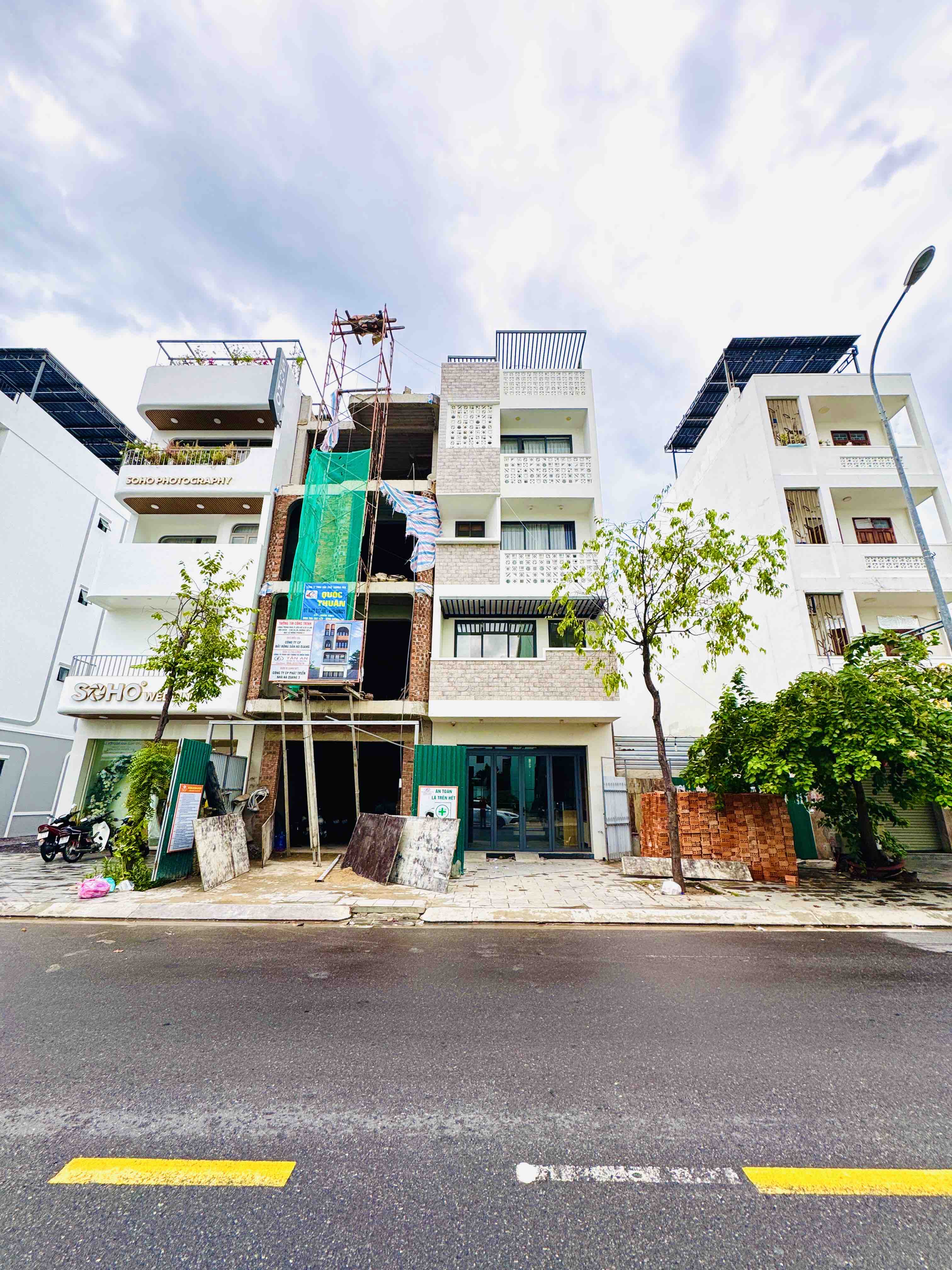 Bán nhà mới tại KĐT Hà Quang 2, mặt tiền đường Thích Quảng Đức, Nha Trang