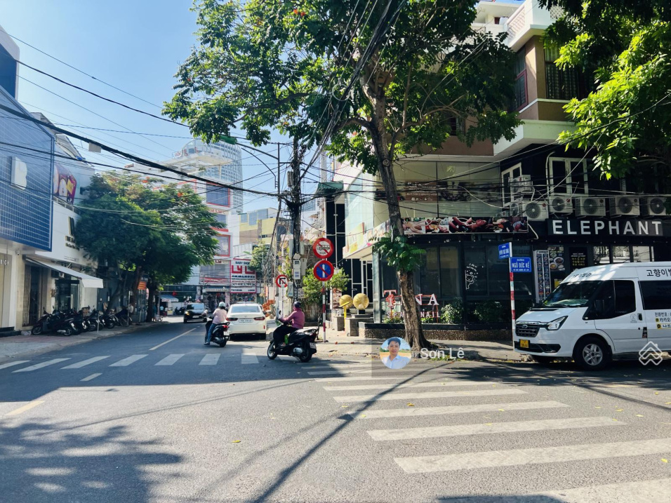 Bán Nhà 2 Tầng Mặt Tiền Huỳnh Thúc Kháng, Nha Trang 260m2