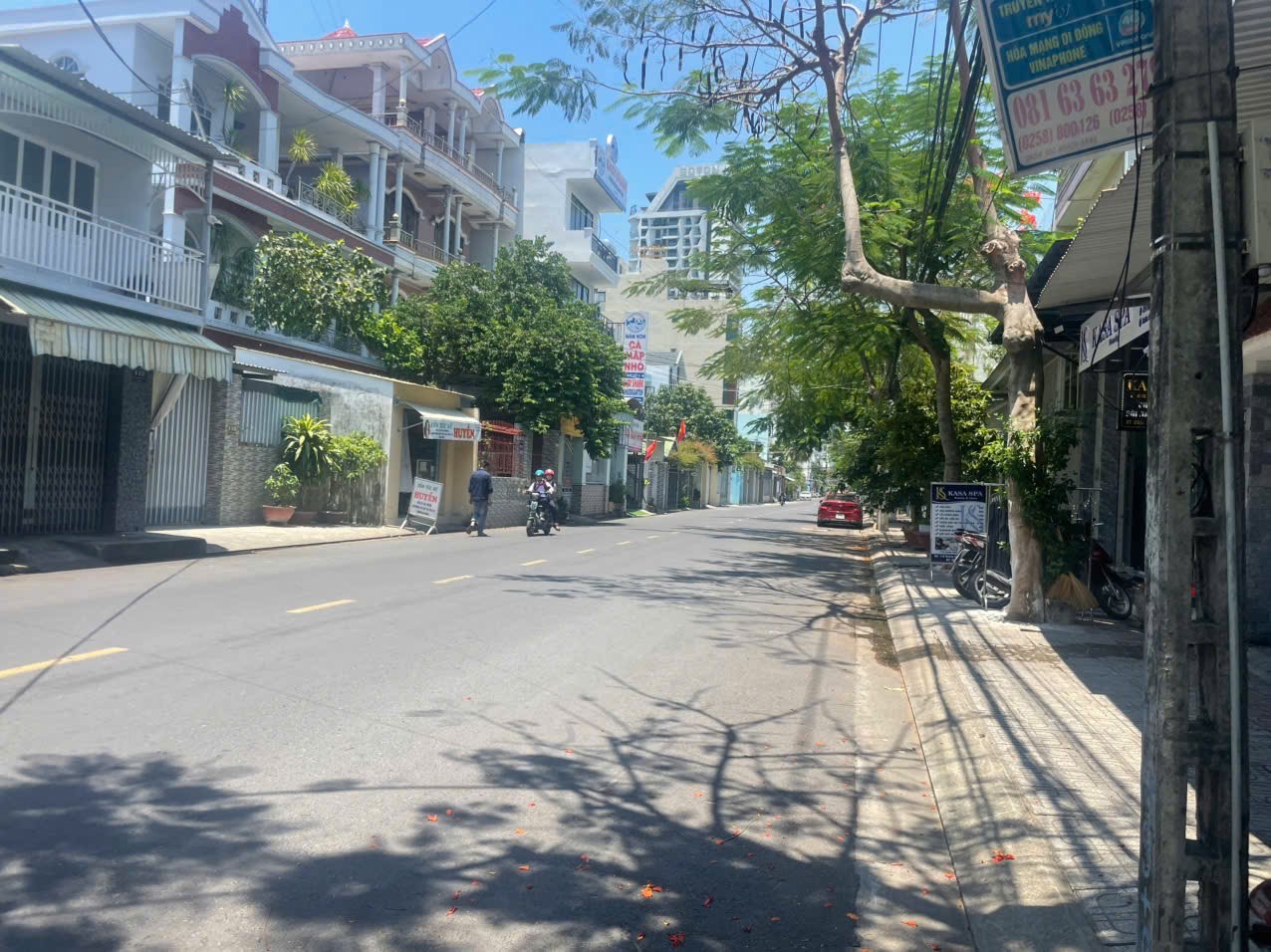 Bán nhà đường Dương Hiến Quyền, Nha Trang, ngang 11m