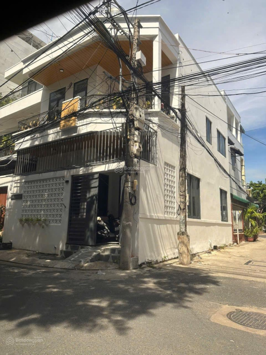 Bán nhà 2 mặt tiền đường Phó Đức Chính, Vĩnh Hoà, Nha Trang 